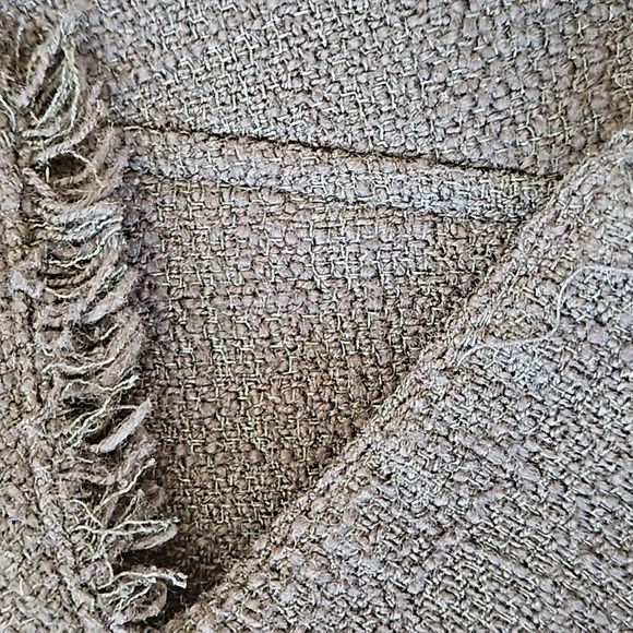 Karl Lagerfeld XL Black short blazer: frayed edges, zipper. EUC. - Picture 11 of 15